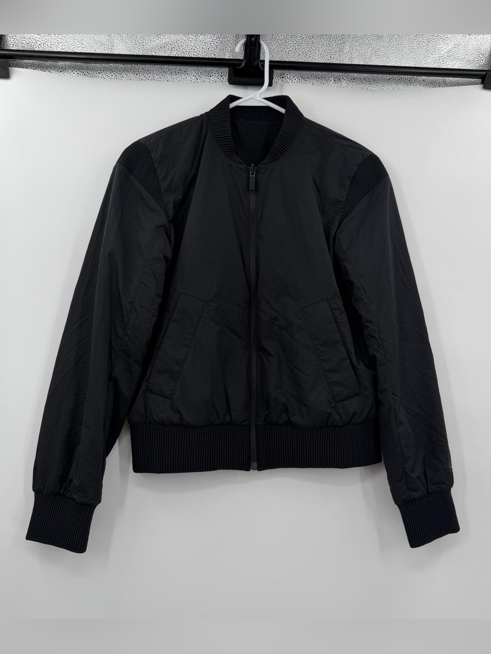 Lululemon Womens Reversible Insulated Bomber Jacket
Black small